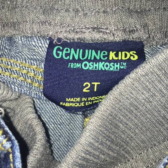 Osh Kosh 2T distressed jeans - Picture 5 of 6